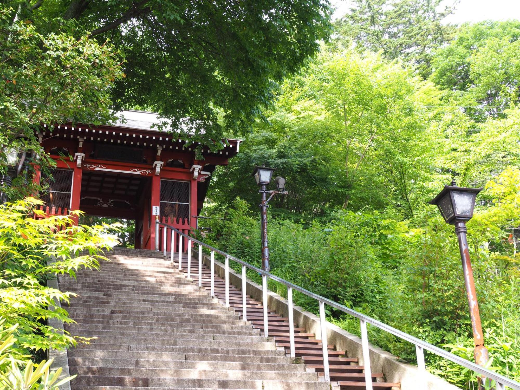 Buna Kusatsu Onsen Inn Eksteriør bilde